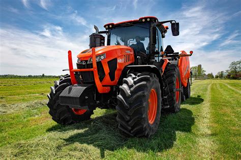 who makes kubota tractors